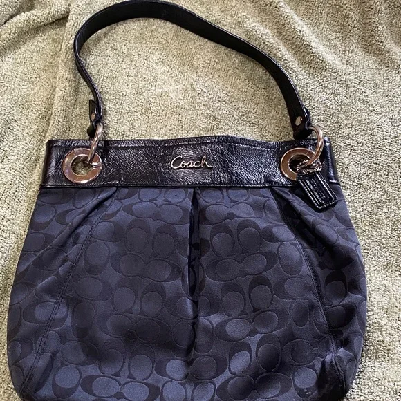 Coach Black Signature Jacquard Shoulder Bag with Leather Trim - Picture 1 of 4